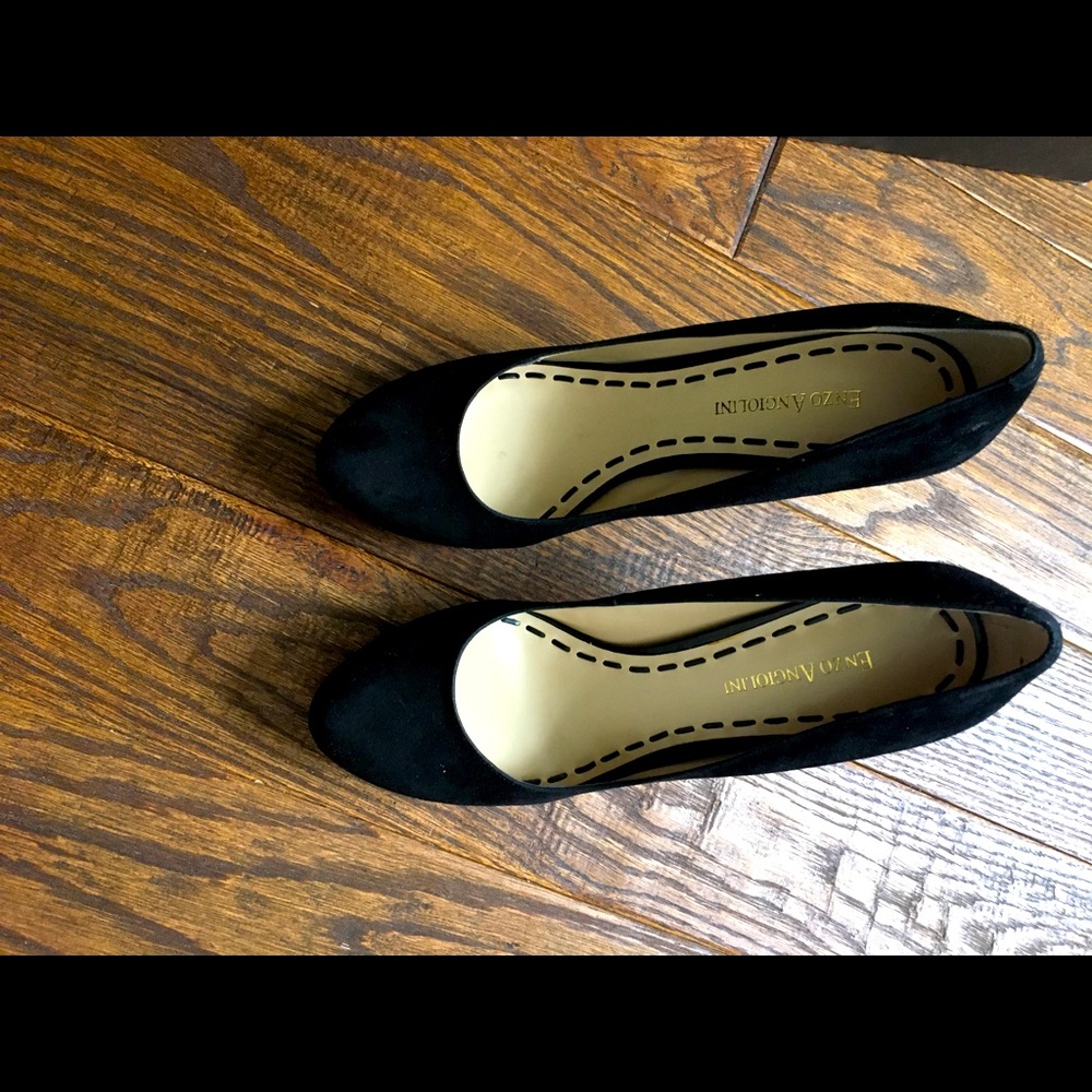 Enzo Angiolini Natural Smiles Pumps